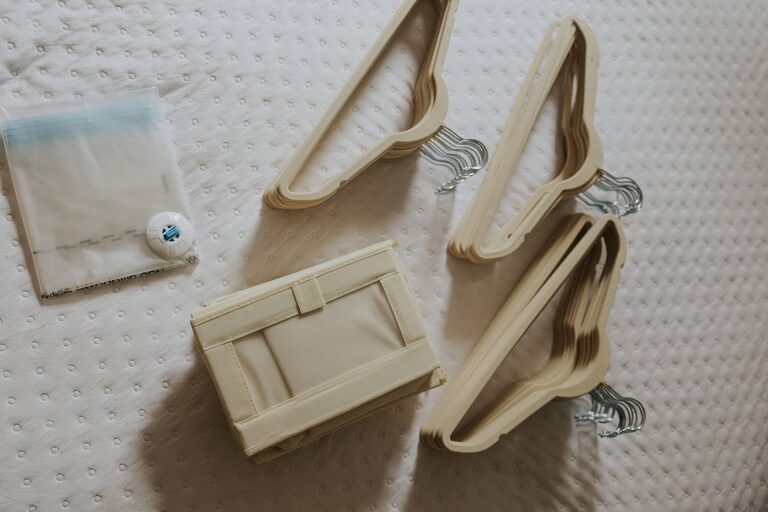 How to Store Seasonal Clothes Efficiently