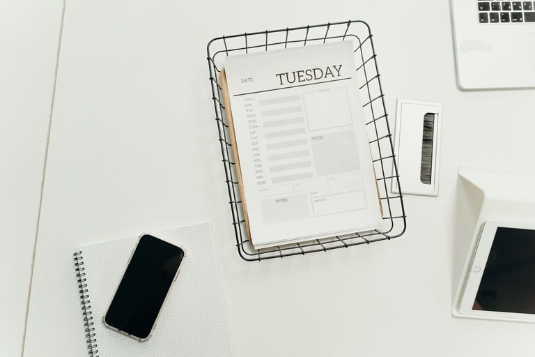 How to Keep Your Emails Under Control Every Day